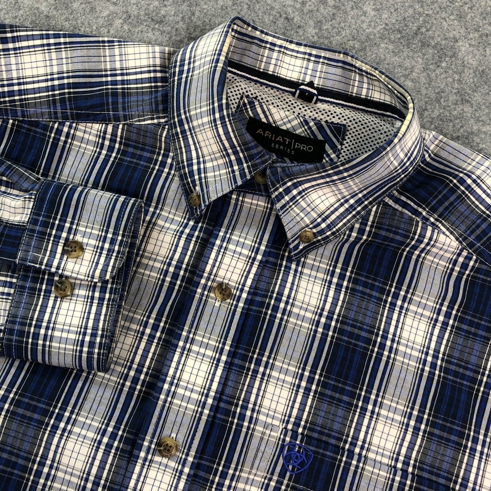 Ariat PRO SERIES Mens Button Down Shirt M Blue Plaid Long Sleeve Vented Underarm